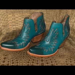Teal ariat booties-on Hold